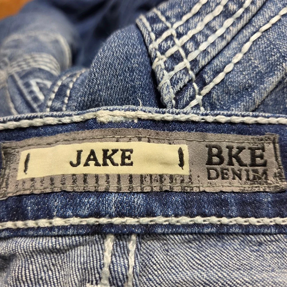 BKE Buckle Jake Straight Leg Jeans 29R/33 Contrast Stitch Medium Wash Western